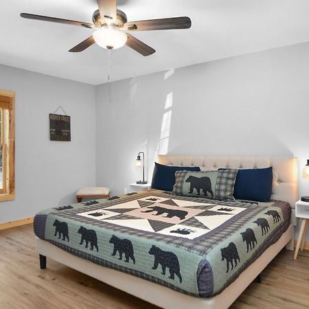 Tsaliwood Cabin Sevierville Eksteriør bilde