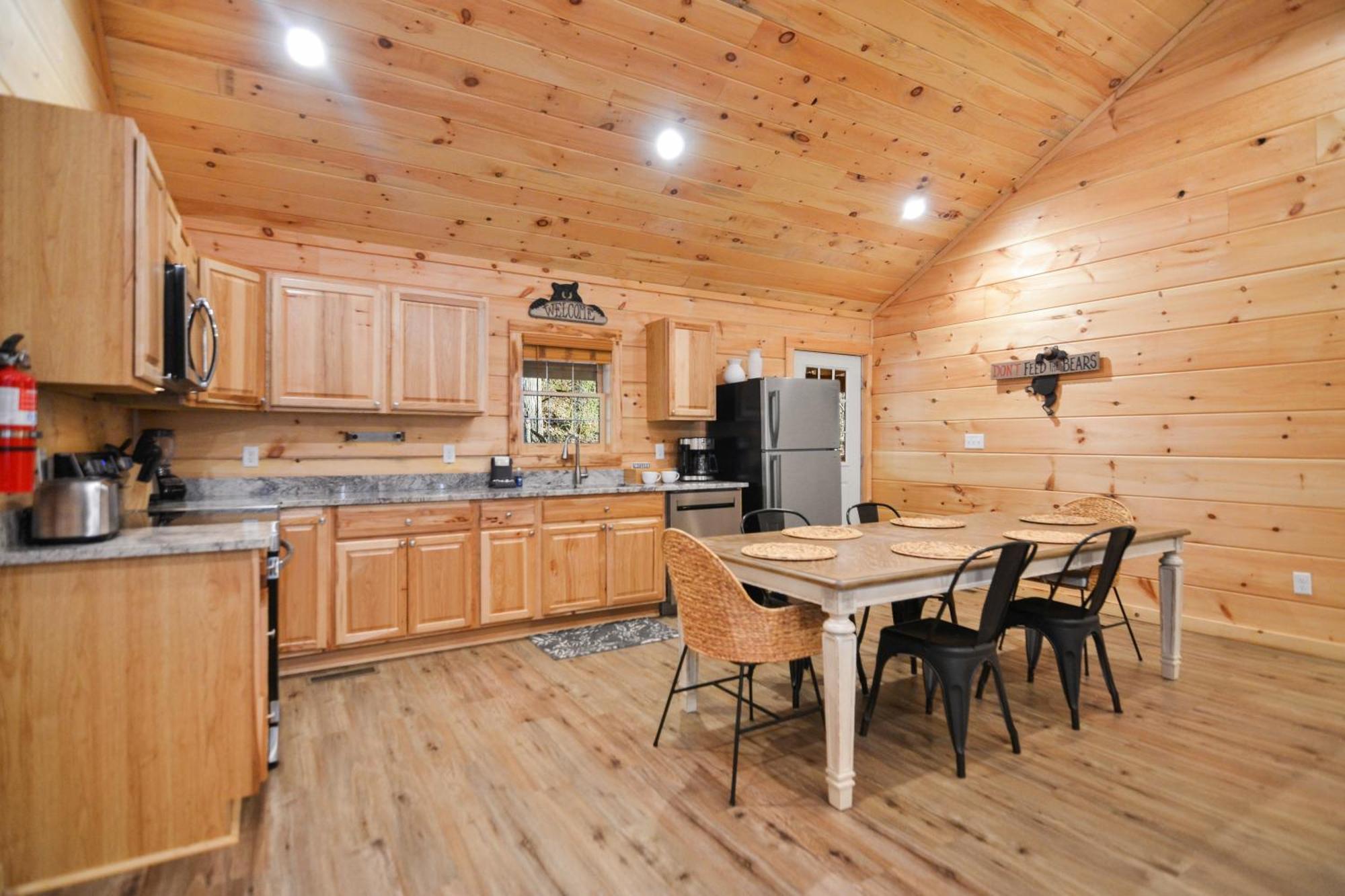 Tsaliwood Cabin Sevierville Eksteriør bilde